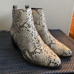 Blondo snakeskin boots